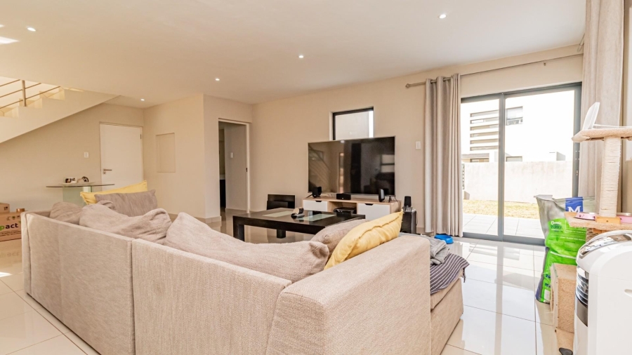 2 Bedroom Property for Sale in Redstone Private Country Estate North West